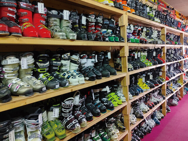 Second Shop Second Hand Shop Boarderline | Niseko Area Guide